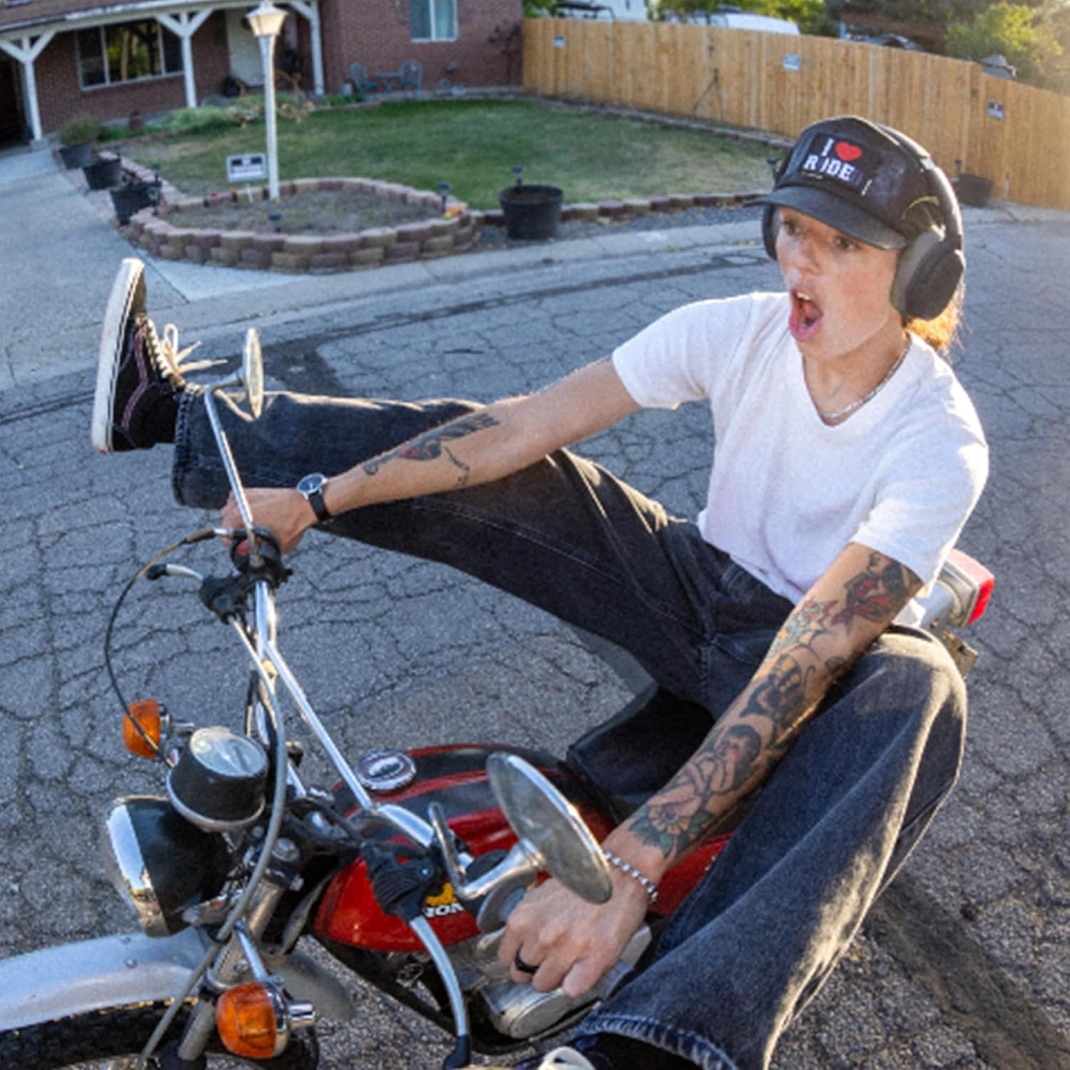 Skullcandy Crusher ANC 2 Wireless Over-Ear Bluetooth Headphones with Multi-Sensory Bass, Active Noise Cancelling, Up to 60 Hours Battery, Microphone for iPhone Android - Black/Asphalt - Image 10